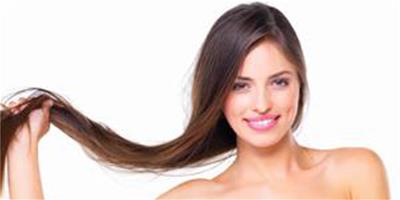 無添加 (Fancl) 推出2013頭髮護理系列美髮產品，強韌你的髮絲，從每日洗護秀髮開始！