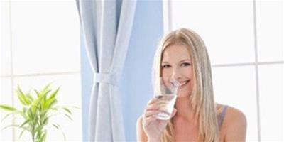 正確的喝水時間可以減肥瘦身 介紹4個時間段對那個部位減肥