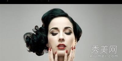 舞娘Dita Von Teese激情演繹復古美甲秀