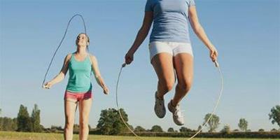 一天跳多少個繩能減肥？ 專家揭秘如何科學地跳繩減肥