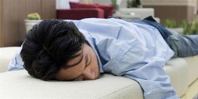 男人睡眠不足的危害有哪些 介紹熬夜造成睡眠不足的五大危害