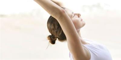 怎樣做瑜伽豐胸 幾個方法幫你打造豐滿美乳