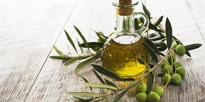 橄欖油可以直接擦臉嗎 詳解其幾大好處