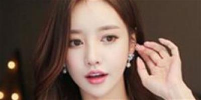 女生最新韓式卷髮 時尚減齡更可人
