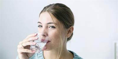 喝水時間表 有哪些值得參考的科學依據