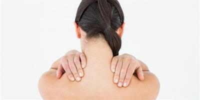 肩胛骨疼痛怎麼治療 有什麼好方法