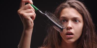 洗頭髮時掉二三十根正常麼 瞭解原因才能對症下藥