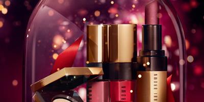 芭比·波朗 (Bobbi Brown) 聖誕限量系列彩妝發佈，8組金銀色系禮盒全新上市
