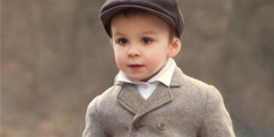 5歲男寶寶簡單時尚發型