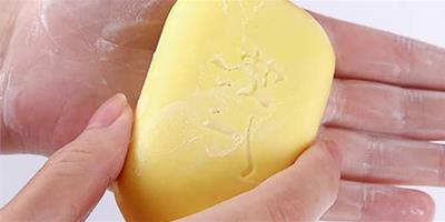 用肥皂洗臉可以祛痘嗎 普通香皂洗臉要慎重