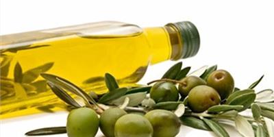 橄欖油可以當做甘油嗎 刮痧瘦腿可以用橄欖油嗎