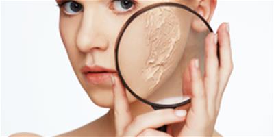干性皮膚適合用那些護膚品 清潔臉部最好的方法