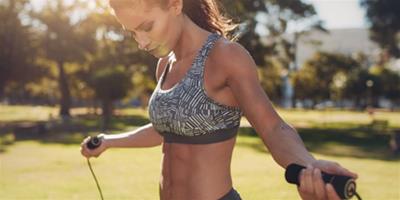 跳繩能減肥嗎 跳繩和跑步哪個消化的熱量比較多