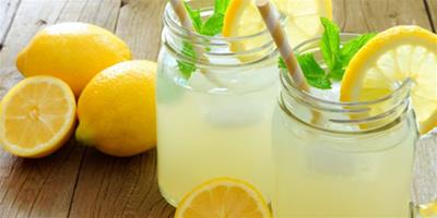 檸檬水的正確泡法減肥 檸檬泡腳可以減肥嗎