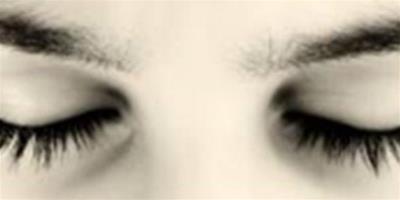 雙眼皮貼的危害有哪些 多用眼貼隱患多多