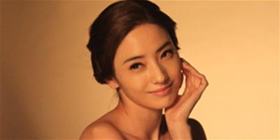 韓國女明星完美底妝 白瓷般通透肌膚你也可以