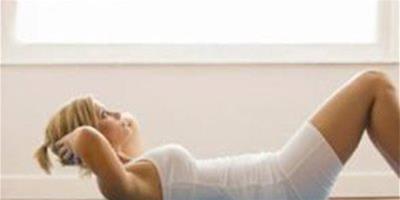 治療腰肌勞損的瑜伽 為你揭秘3種簡易方法