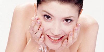 油性皮膚怎麼改善 教你油性皮膚護理美白的改善方法
