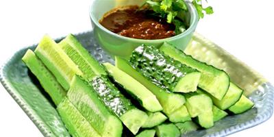 黃瓜連皮吃加速排毒 6種養顏果蔬別錯過