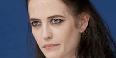 伊娃·格林 (Eva Green) “蜂窩頭”造型現身個人新片訪談會！