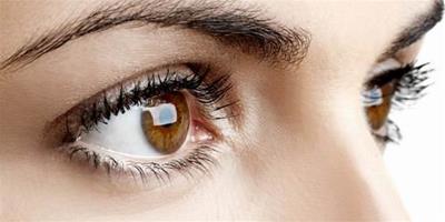 眼睛抽脂的危害 四大症狀讓你擔憂
