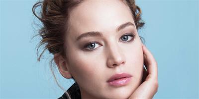 詹妮弗•勞倫斯(Jennifer Lawrence)成為2015年全新迪奧(Dior)魅惑系列彩妝形象代言人