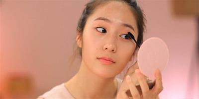 鄭秀晶崔雪麗化妝教程 教你輕鬆掌握韓國甜美裸妝