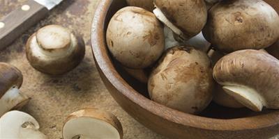 減肥食譜：西芹蜜豆炒鮮菇的做法