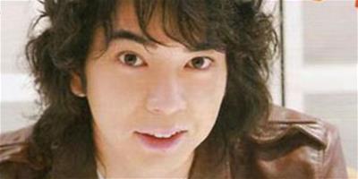 松本潤示範優雅男士長髮