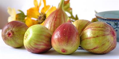 秋季吃什麼水果排毒 8款美容養顏的水果教你怎麼護膚