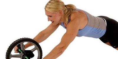 健身輪練習方法圖解介紹 幾個方法為你打造健美身材