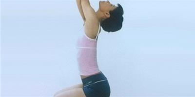 瘦背部和肩膀的運動 分享三種減背部腿部的瑜伽