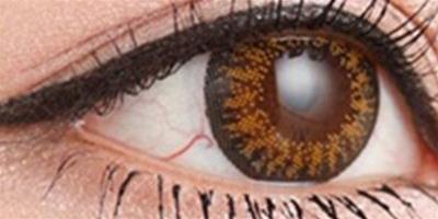 學化眼線容易嗎？ 教你畫出魅力眼線