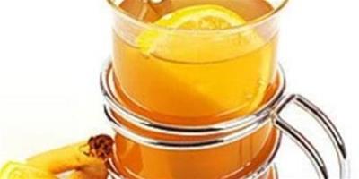 哺乳期喝檸檬蜂蜜水減肥有效嗎 為你分析其中的功效
