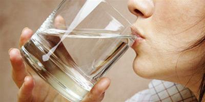 什麼時間喝水減肥最有效 8個正確喝水時間介紹