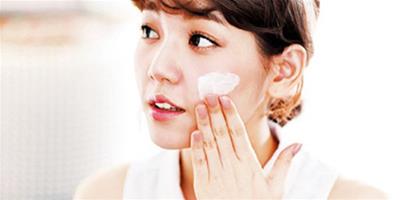 各種護膚品的護膚功效要分清 護膚效果加倍