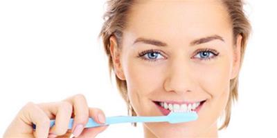 4個食鹽美白牙齒小妙招介紹 你的刷牙方式科學嗎?