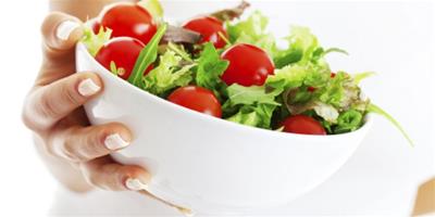 減肥吃蔬菜沙拉 美味的同時還享“瘦”